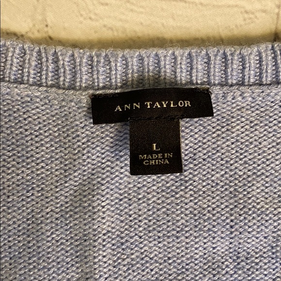Ladies Ann Taylor zippier sweater size large - Picture 3 of 5
